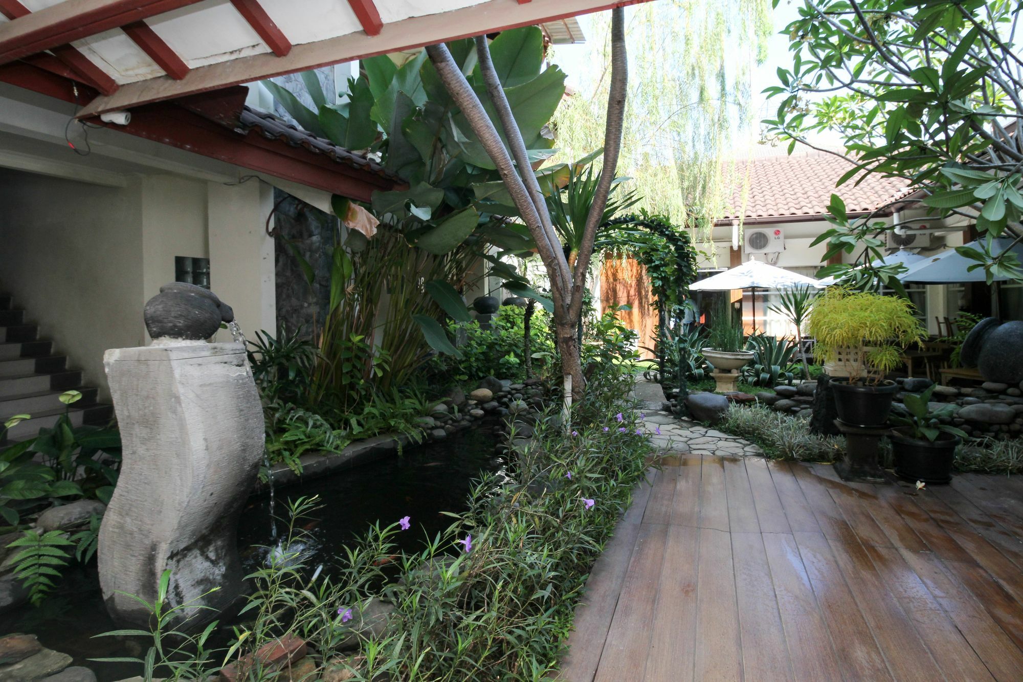 Myzone Homtel Hotel เซอมารัง ภายนอก รูปภาพ