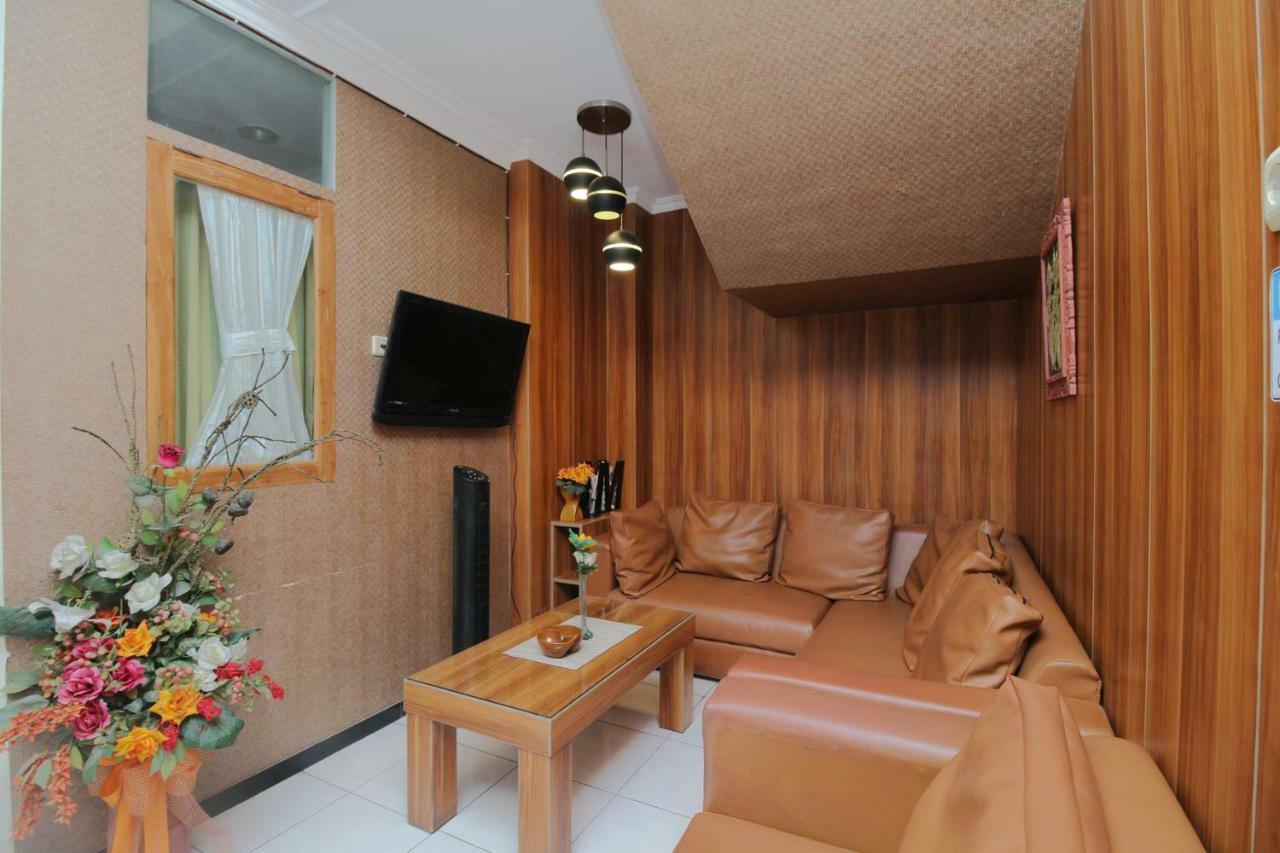 Myzone Homtel Hotel เซอมารัง ภายนอก รูปภาพ